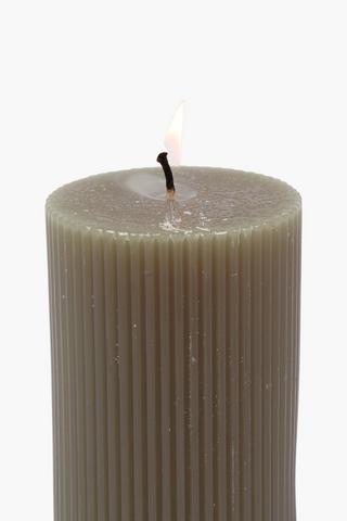 Ridged Pillar Candle, 7x7,5cm