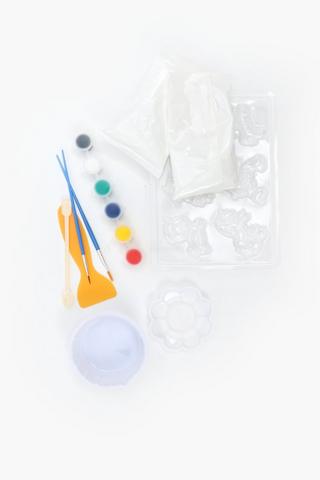 Mould And Paint Your Own Fridge Magnets