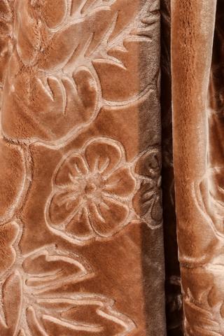 Mink Embossed Floral Blanket, 200x230cm