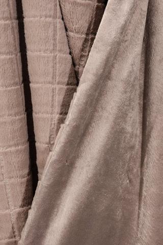 Faux Fur Embossed Blanket, 150x180cm