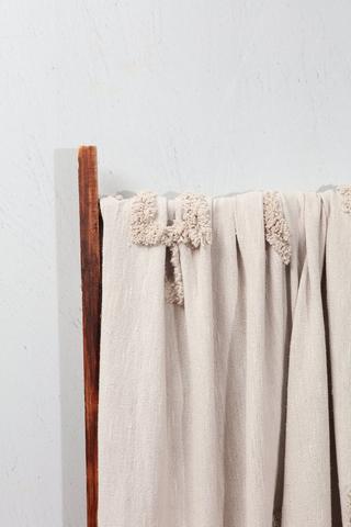 Cotton Slub Detail Tufted Throw, 140x180cm