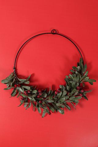 Red Berry Wreath, 40cm