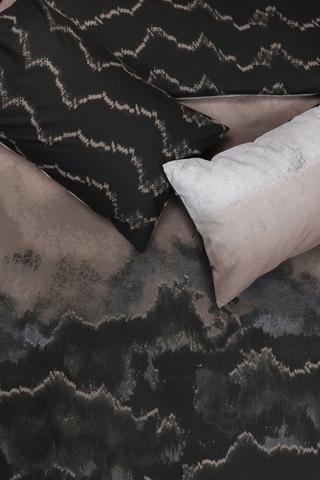 Polycotton Upolu Abstract Reversible Duver Cover Set