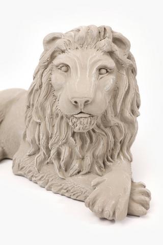 Resin Lion Door Stop
