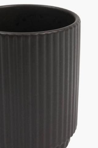 Ribbed Stoneware Mug