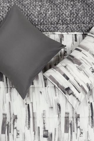 6 Piece Soft Touch Wheaton Comforter Bale Set