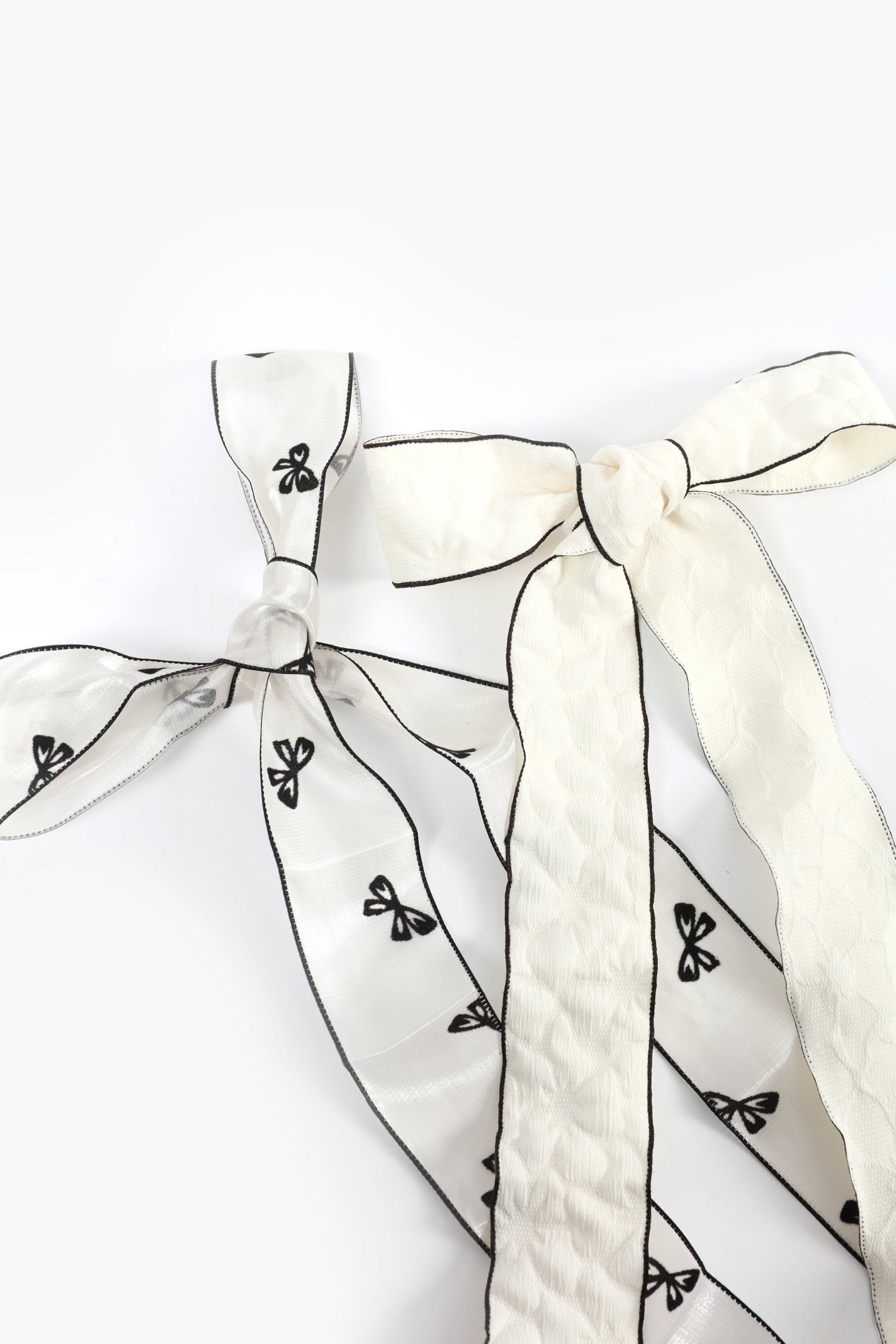 thick-textured-contrast-ribbon
