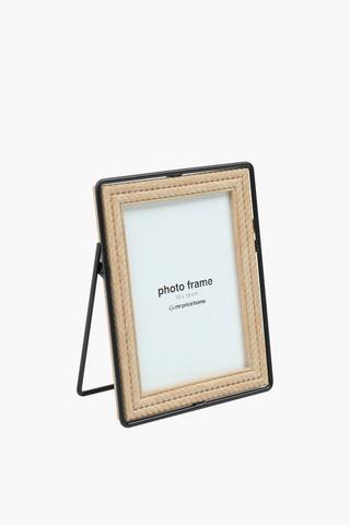 Plait Standing Frame, 13x18