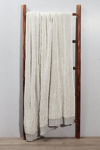 Knitted Stripe Throw, 140x180cm