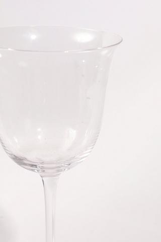 Petal Red Wine Glass