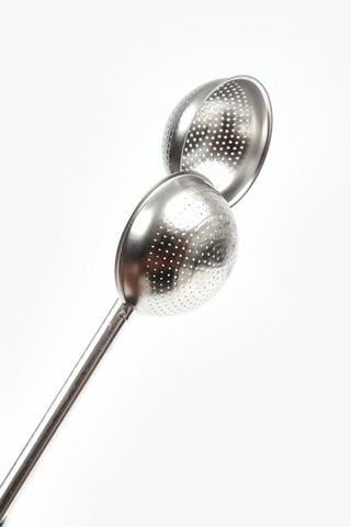 Round Metal Tea Strainer