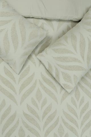 Jacquard Tufted Leaf Duvet Cover Set