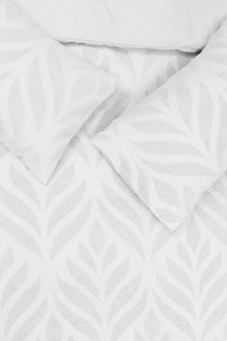 Jacquard Tufted Leaf Duvet Cover Set
