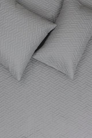5 Piece Soft Touch Chevron Quilt Set