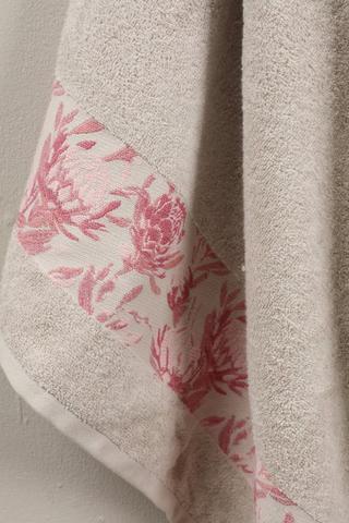 Jacquard Shannon Floral Towel