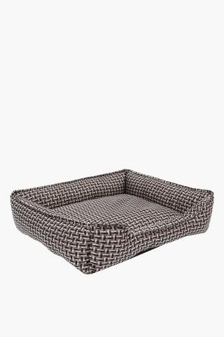 Tweed Large Pet Bed, L73xw63xh20cm