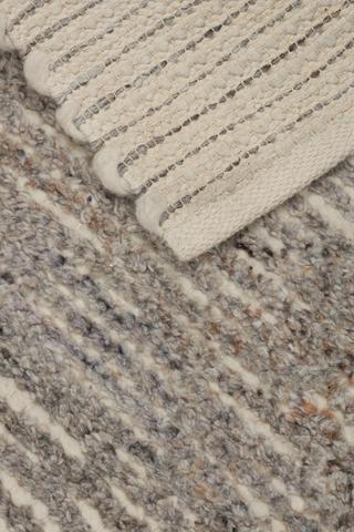 Textured Woven Woolen Rug, 300x400cm