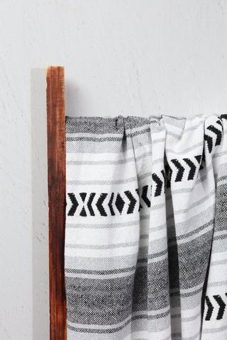 Polycotton Diamond Stripe Throw, 130x170cm
