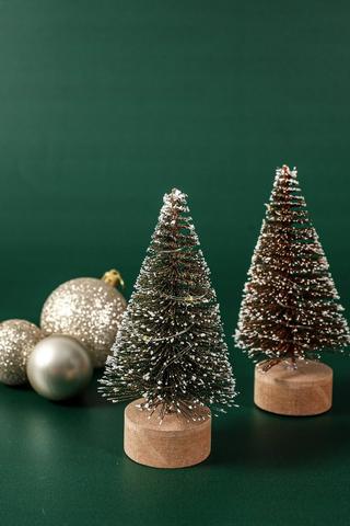Led Brush Festive Tree, 14cm