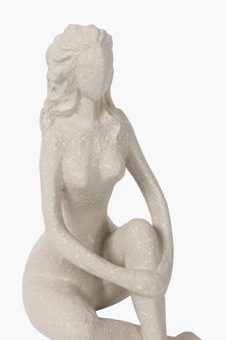 Seated Lady Statue, 17x24cm