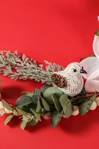 Bird With Foliage Clip