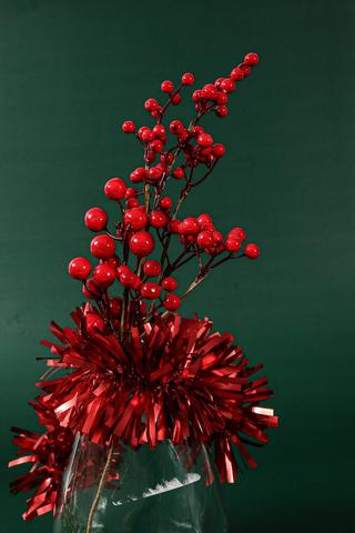 Berry Single Stem, 49cm