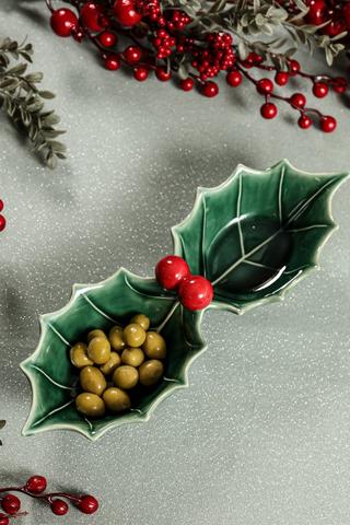 2 Divisional Ceramic Mistletoe Server