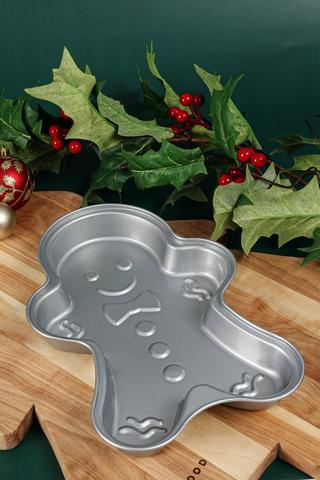 Gingerbread Man Cake Mould