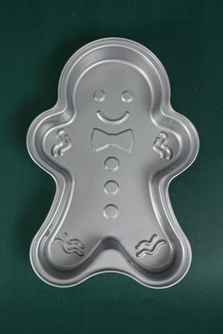 Gingerbread Man Cake Mould