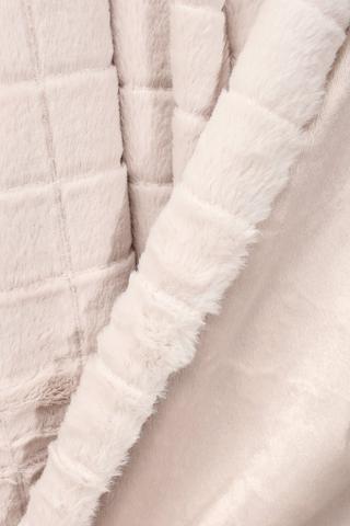 Faux Fur Embossed Blanket, 150x180cm