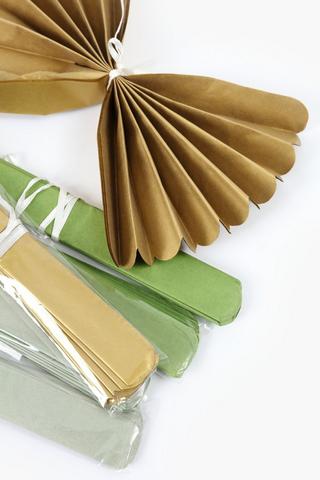 6 Pack Hanging Ruffle Party Decor