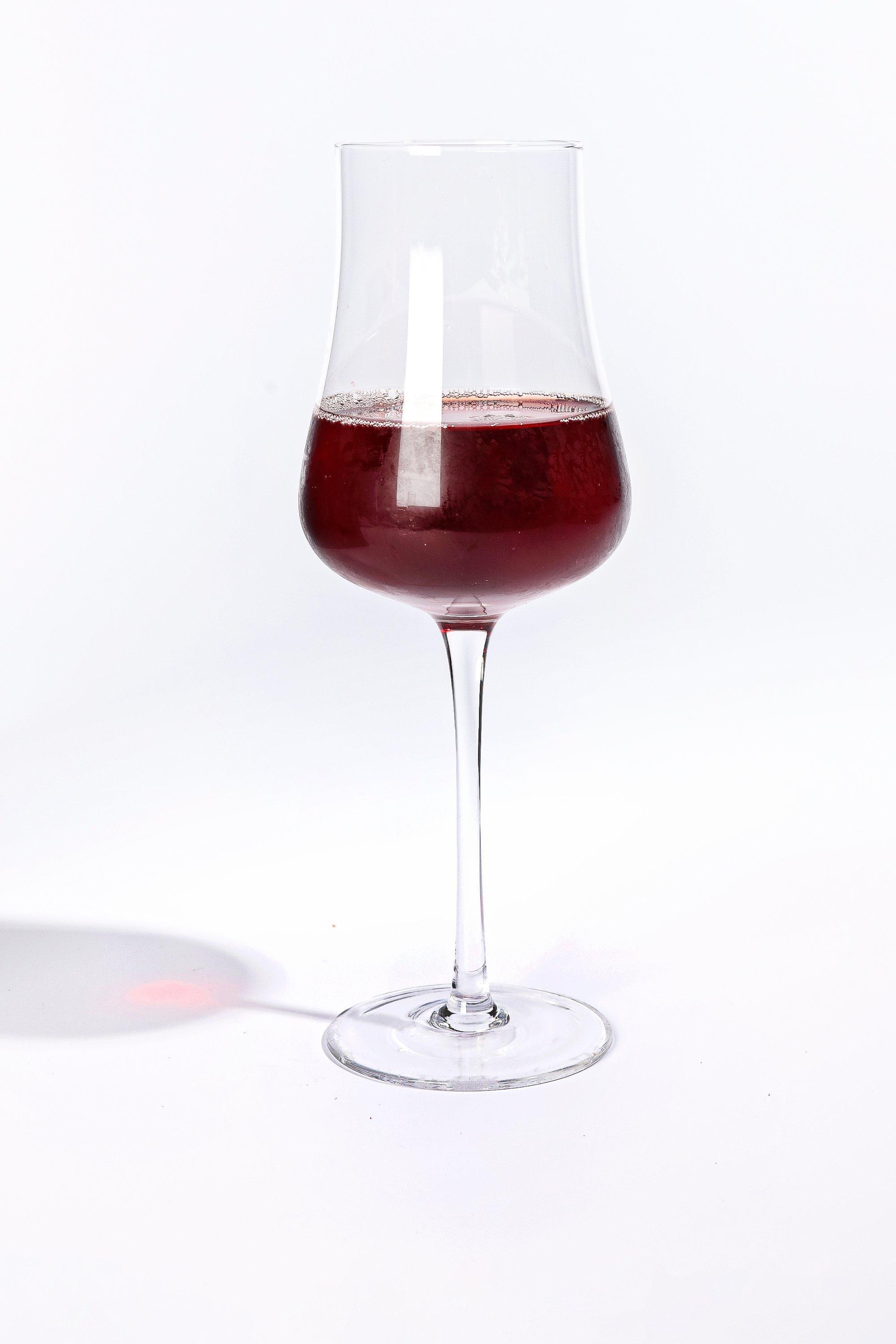 Emerald Red Wine Glass