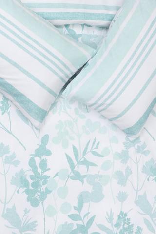 Premium Cotton Printed Cerra Leaves Reversible Duvet Cover Set
