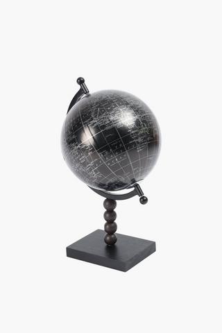 Standing Beaded Globe, 17x25.5cm