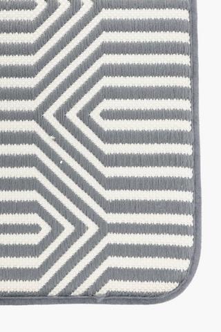 Trellis Jacquard Woven Memory Foam Rug, 50x80cm