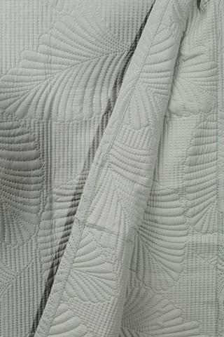 Soft Touch Plain Quilt
