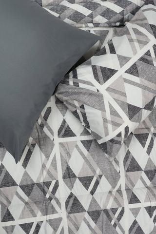 6 Piece Soft Touch Ferrara Comforter Bale Set