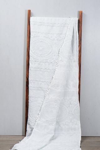 Jacquard Embroidered Frill Trim Quilt