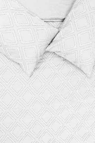 Soft Touch Textured Tufted Diamond Comforter Set