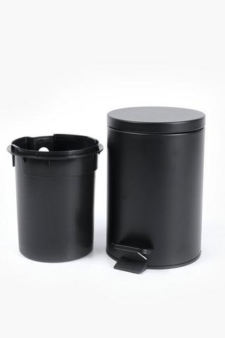 Ribbed Polyresin Bin
