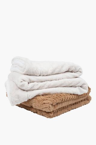 Assorted Faux Rabbit Fur Blanket, 150x180cm