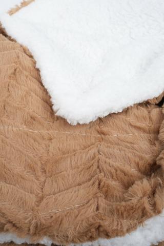 Assorted Faux Rabbit Fur Blanket, 150x180cm