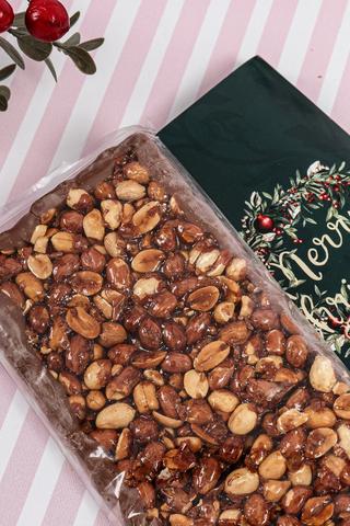 Christmas Chocolate Peanut Brittle Bar, 285g
