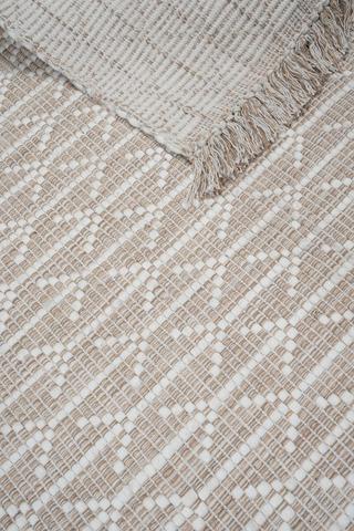 Jacquard Polycotton Boulders Rug, 120x180cm