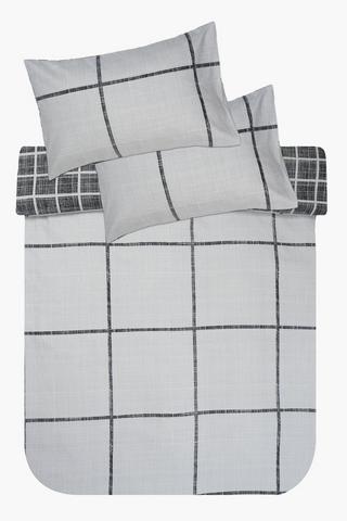 Soft Touch Checkered Reversible Duvet Cover Set