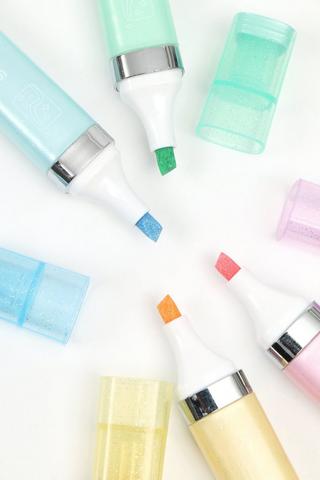 4 Pack Glitter Highlighter