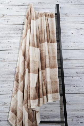 Super Plush Atlas Check Blanket, 200x220cm