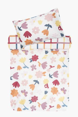 Soft Touch Whitney Flower Reversible Grid Duvet Cover Set