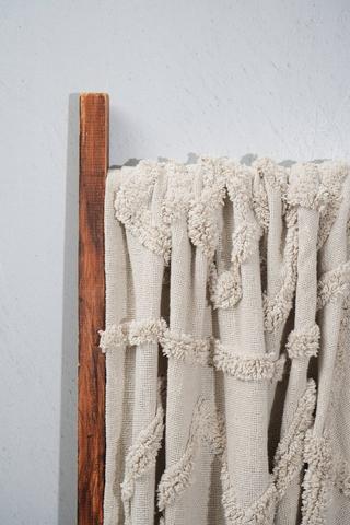Cotton Textured Tufted Throw, 180x200cm