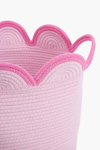 Scalloped Rope Utility Basket